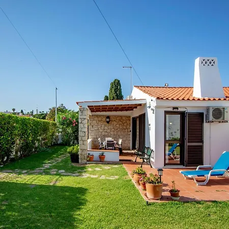 Lotus 2- By Interhome