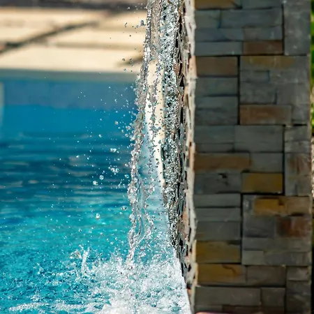 Lotus 2- By Interhome * Albufeira